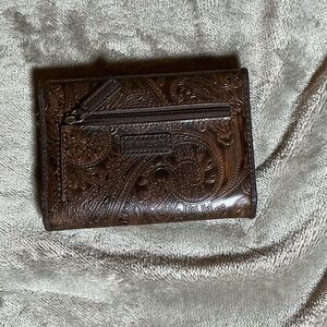 Relic Dark Brown Embossed Leather Wallet with Zip Pocket